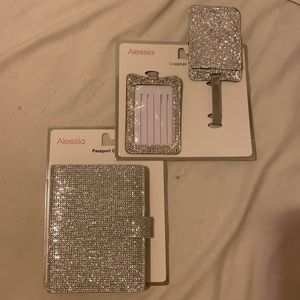 New!! Bling 💍 rhinestone 💎 luggage set - passport holder & two luggage t…